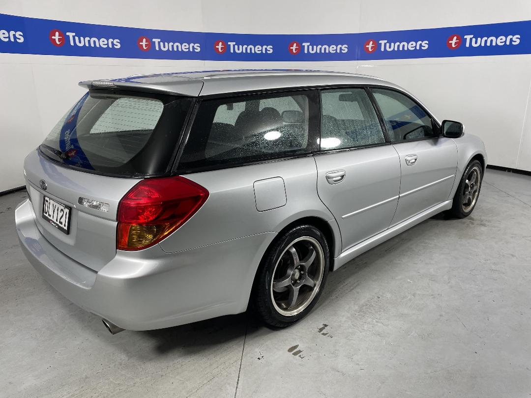 Photo '7' of Subaru Legacy