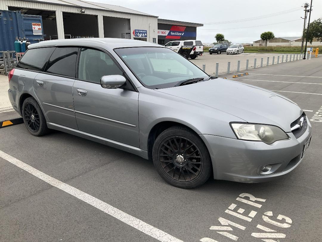 Photo '9' of Subaru Legacy Photo '9' of Subaru Legacy