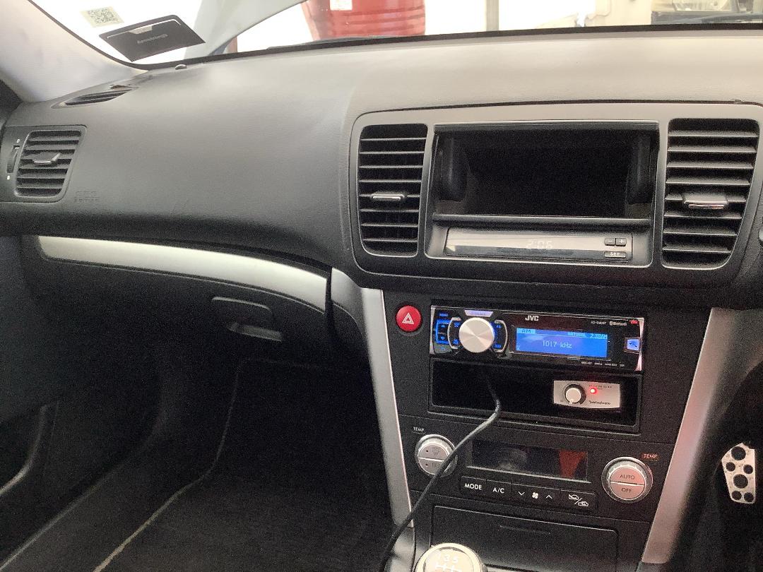 Photo '15' of Subaru Legacy