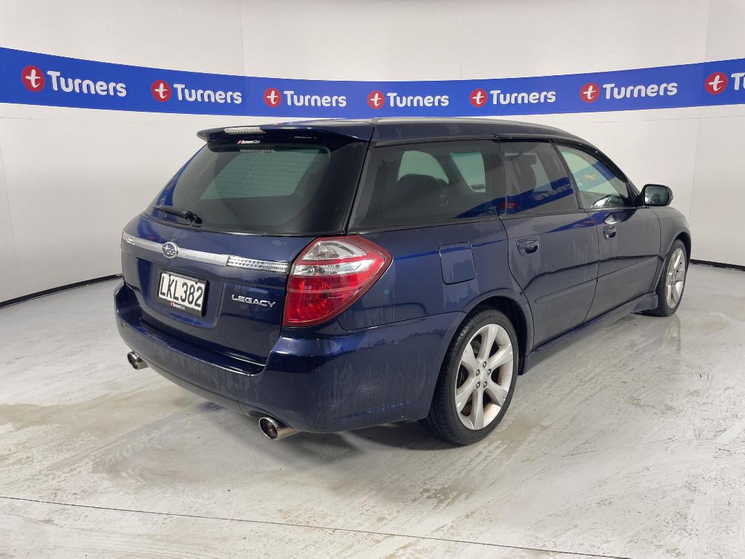 Photo '7' of Subaru Legacy