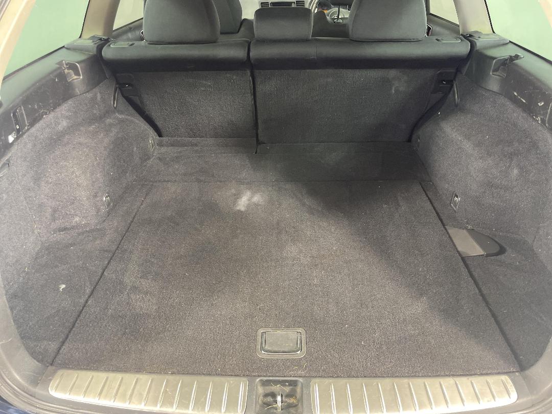 Photo '14' of Subaru Legacy