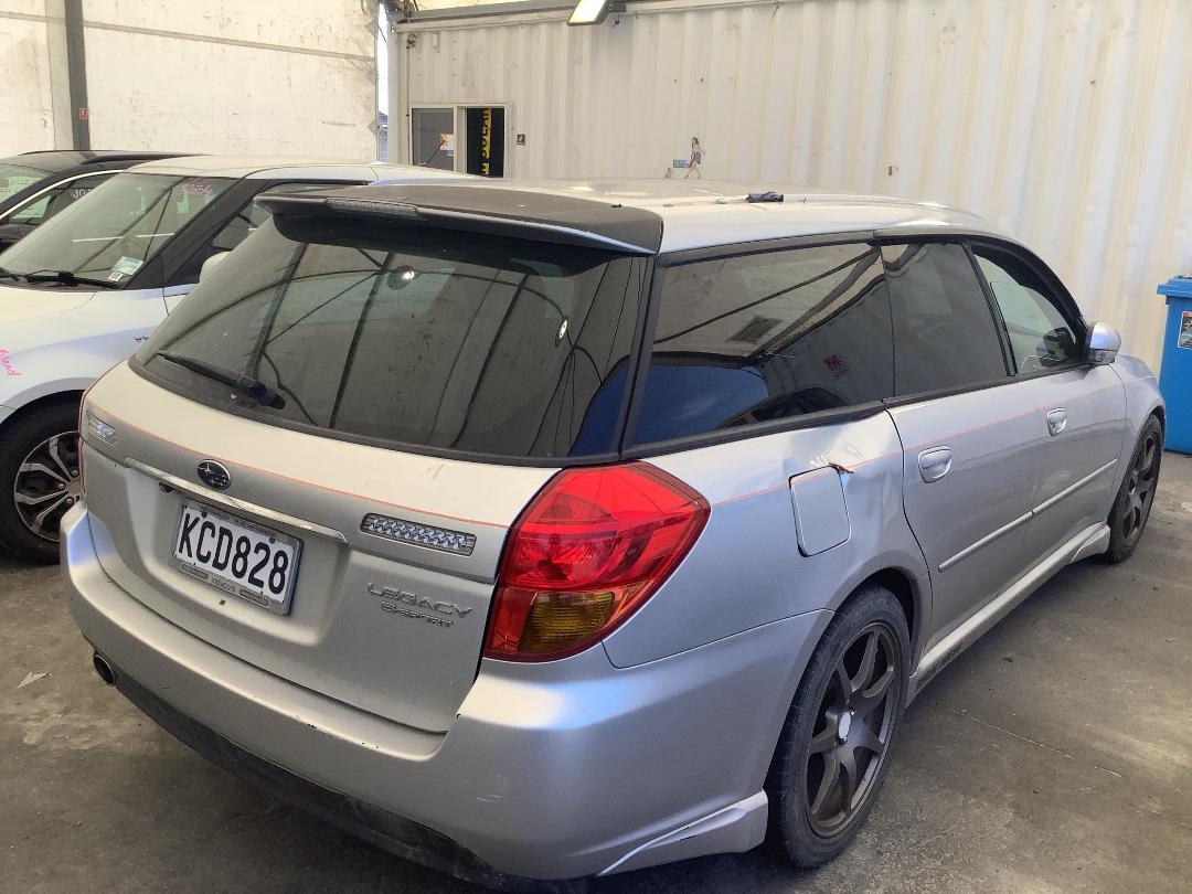 Photo '4' of Subaru Legacy Photo '4' of Subaru Legacy