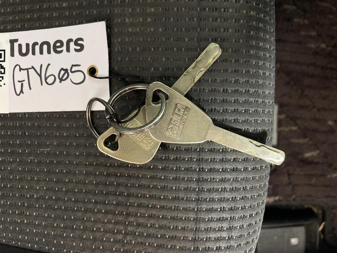 Photo '22' of Subaru Legacy