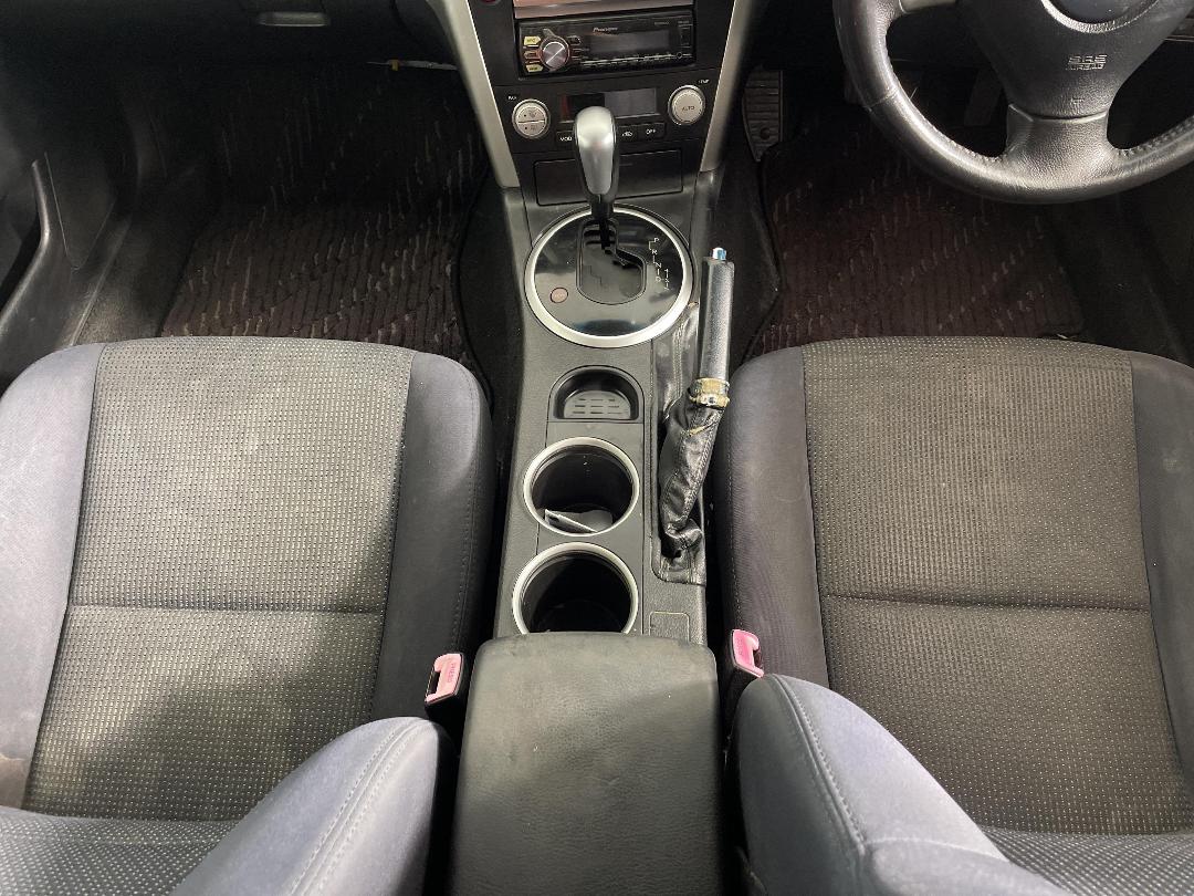 Photo '18' of Subaru Legacy