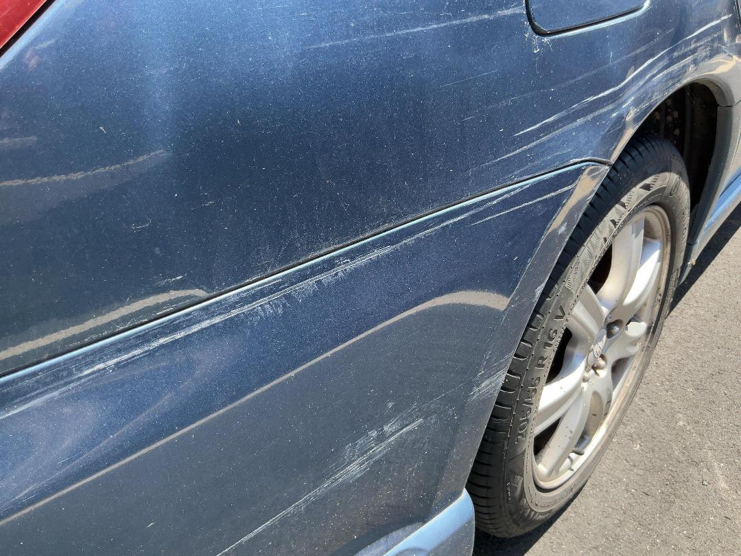 Photo '12' of Subaru Legacy