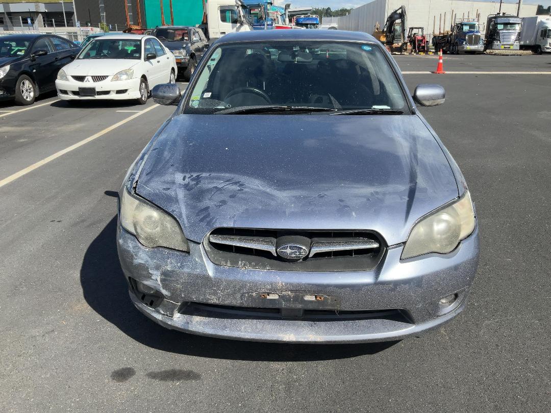 Photo '2' of Subaru Legacy