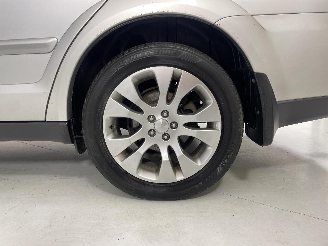 Photo '11' of Subaru Legacy Photo '11' of Subaru Legacy