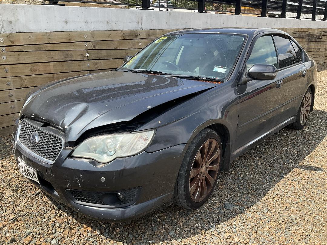 Photo '3' of Subaru Legacy