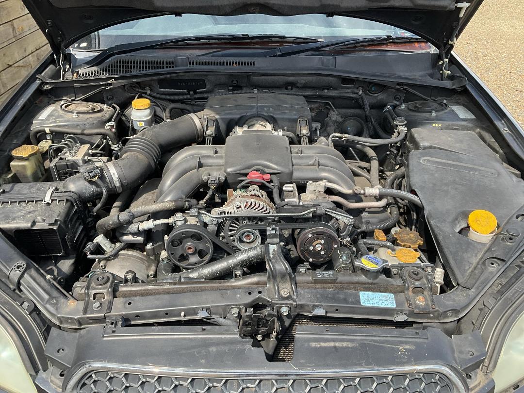 Photo '13' of Subaru Legacy