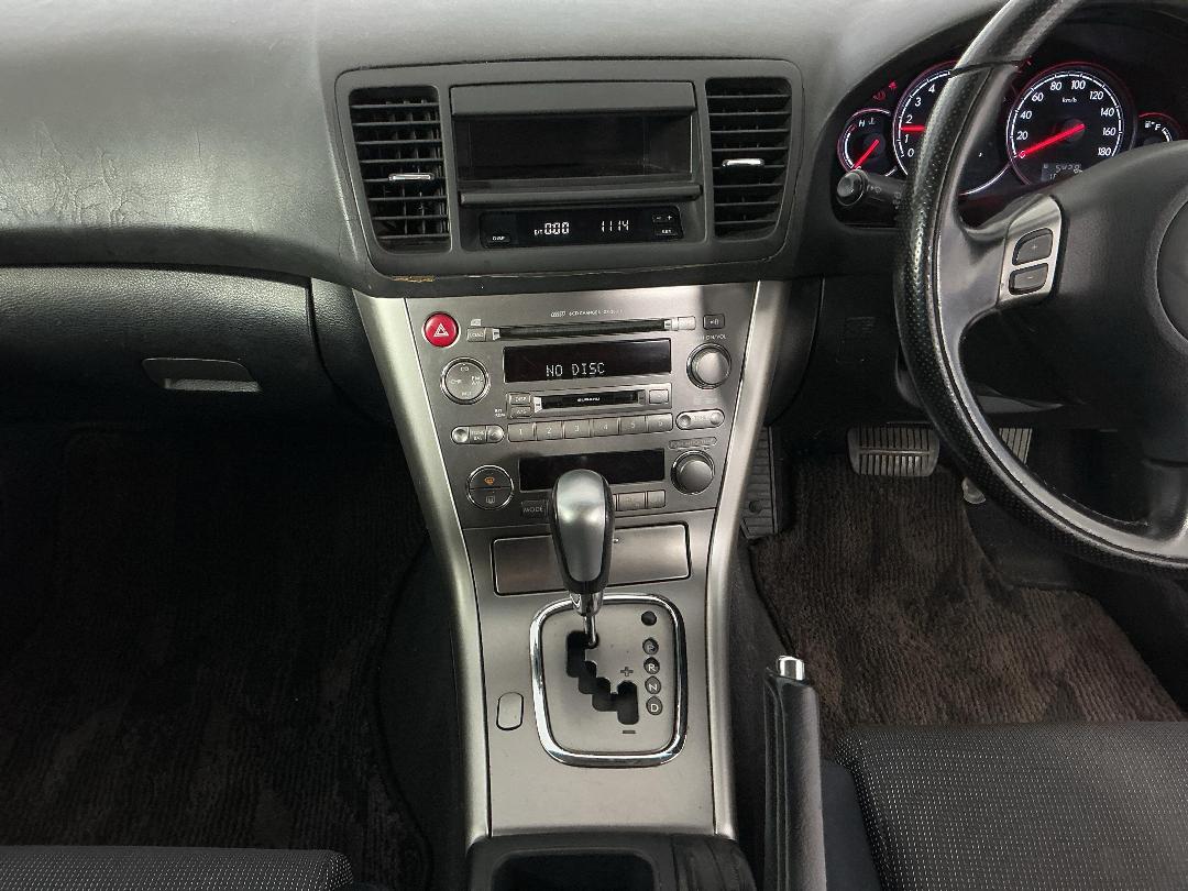 Photo '18' of Subaru Legacy Photo '18' of Subaru Legacy