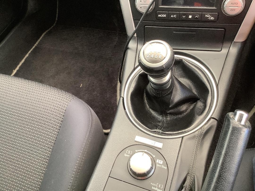 Photo '13' of Subaru Legacy