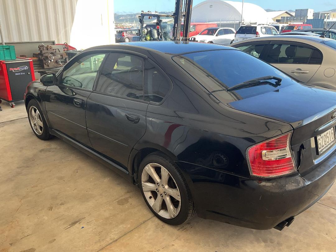 Photo '3' of Subaru Legacy