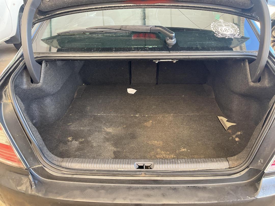 Photo '14' of Subaru Legacy