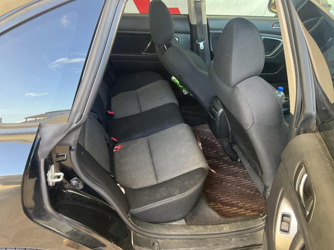 Photo '13' of Subaru Legacy