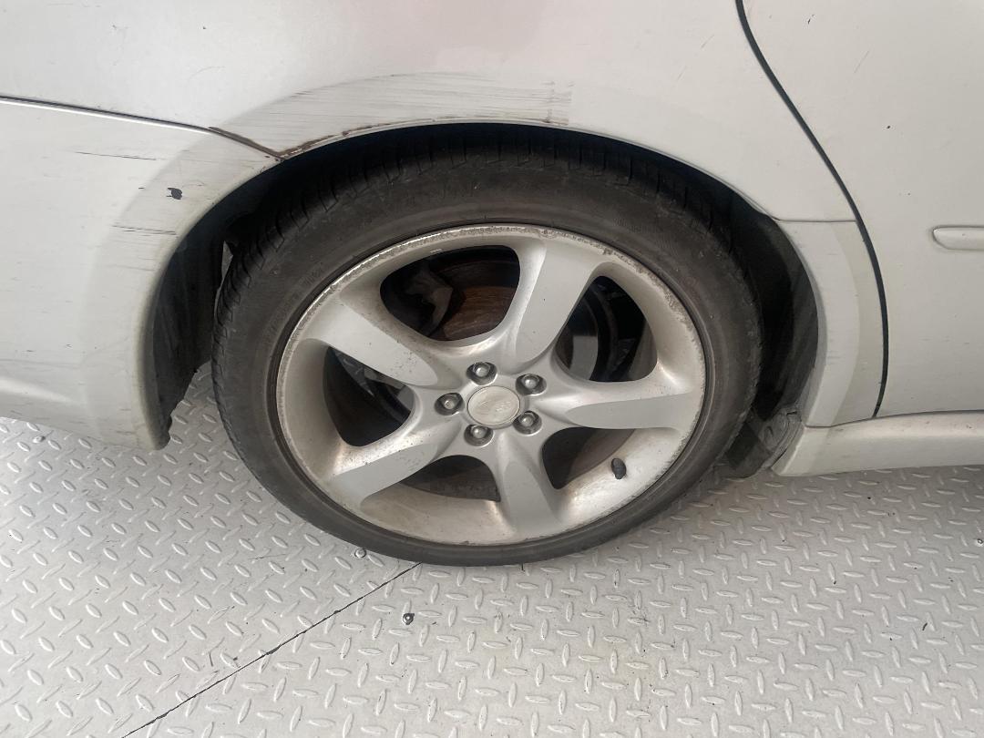 Photo '10' of Subaru Legacy R