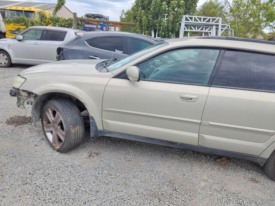 Photo '8' of Subaru Outback Photo '8' of Subaru Outback