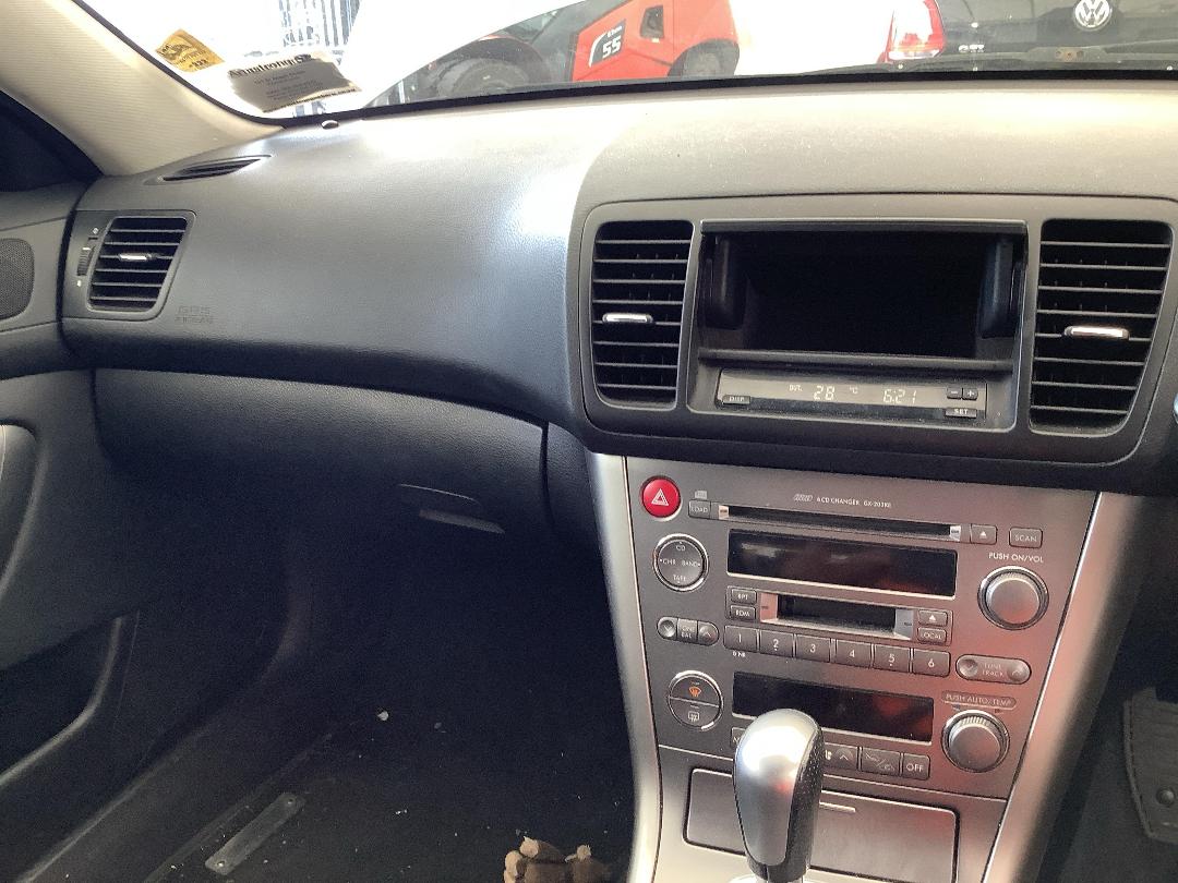 Photo '18' of Subaru Outback R LTD