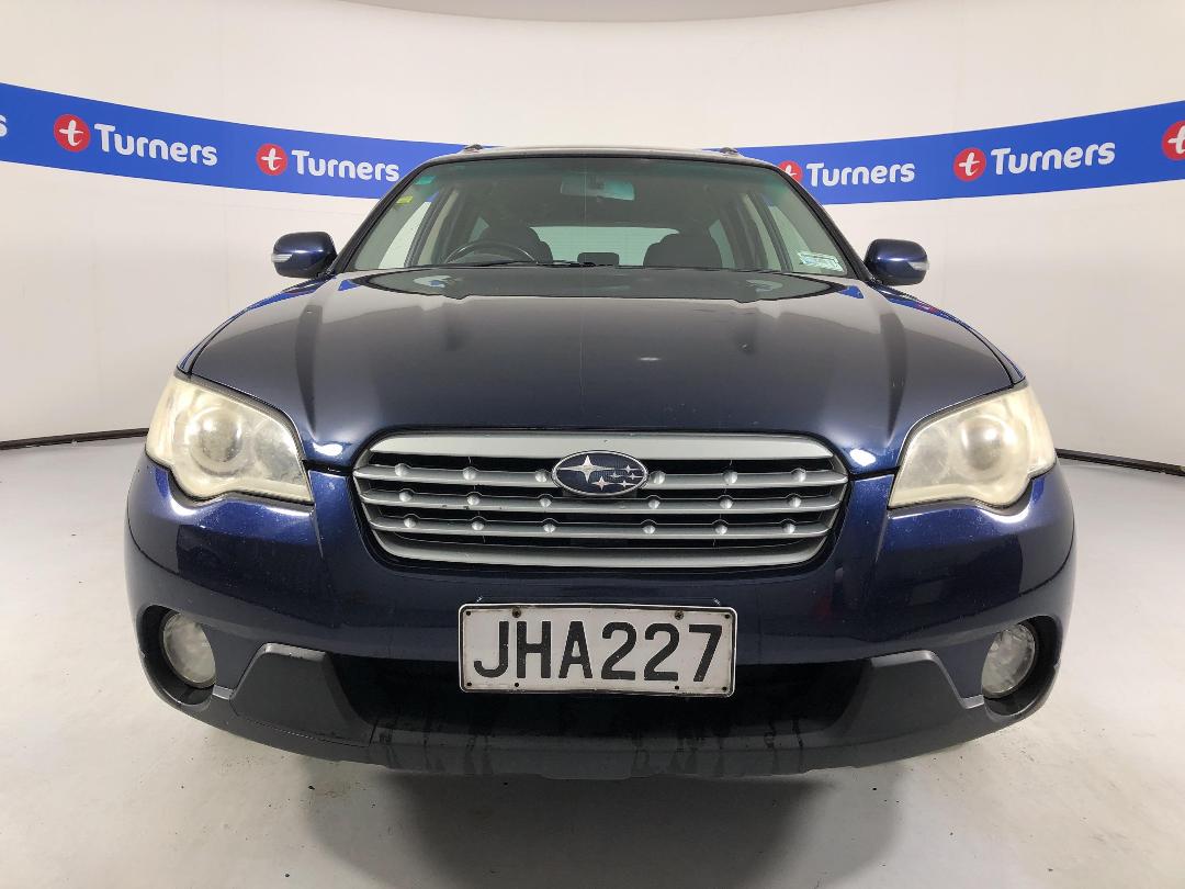 Photo '2' of Subaru Outback