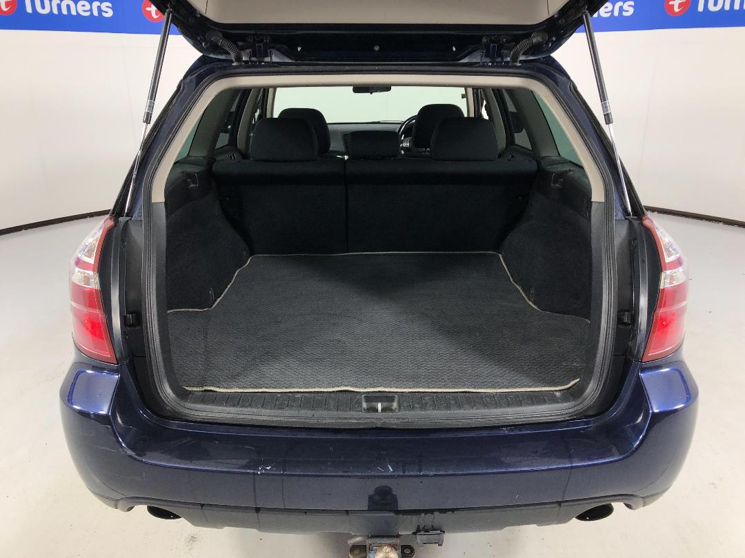 Photo '14' of Subaru Outback