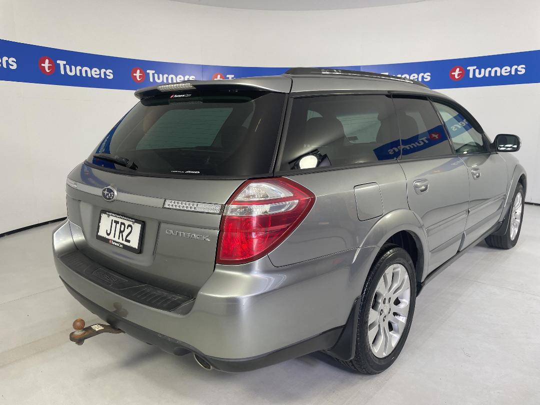 Photo '7' of Subaru Outback Photo '7' of Subaru Outback