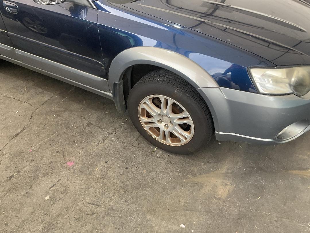 Photo '2' of Subaru Outback I