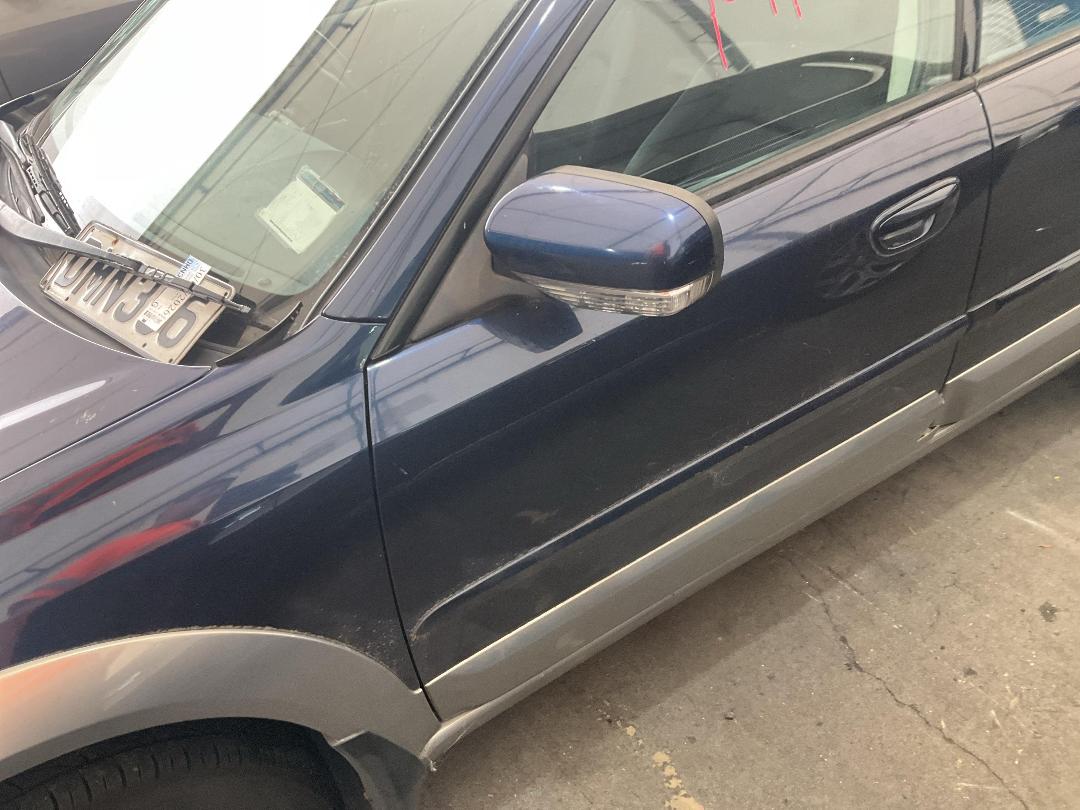 Photo '8' of Subaru Outback I