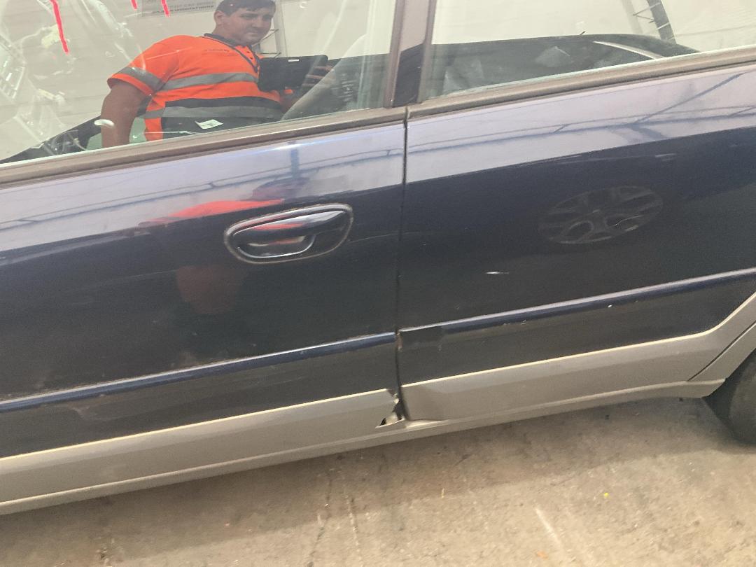 Photo '9' of Subaru Outback I