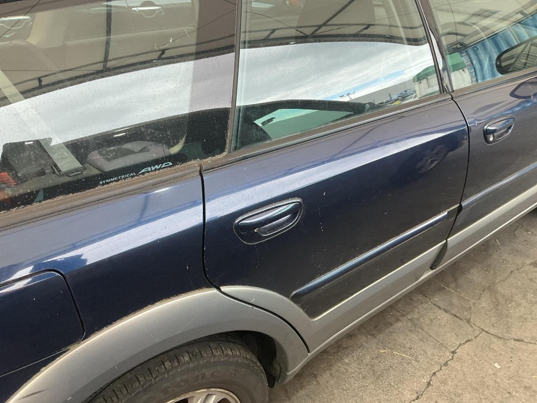 Photo '17' of Subaru Outback I