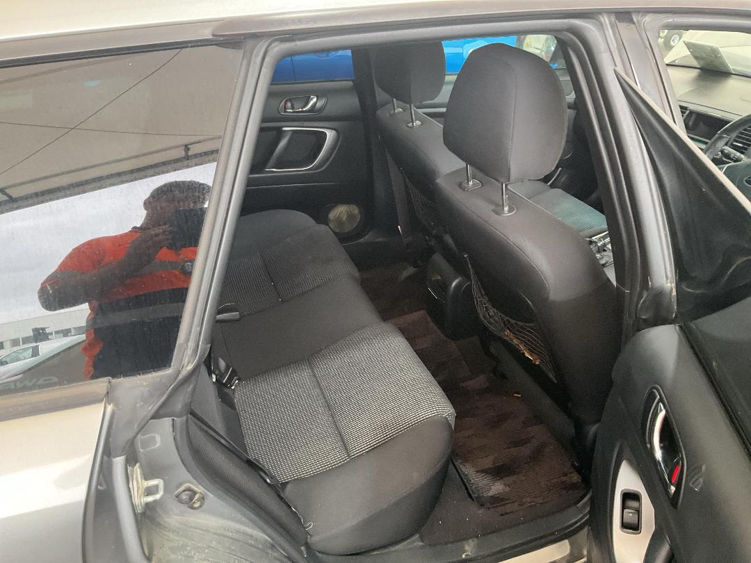 Photo '21' of Subaru Outback