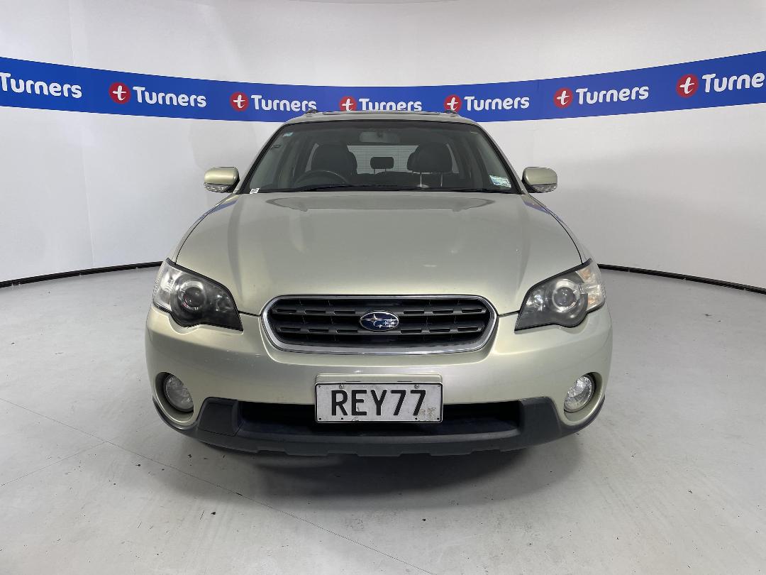 Photo '2' of Subaru Outback