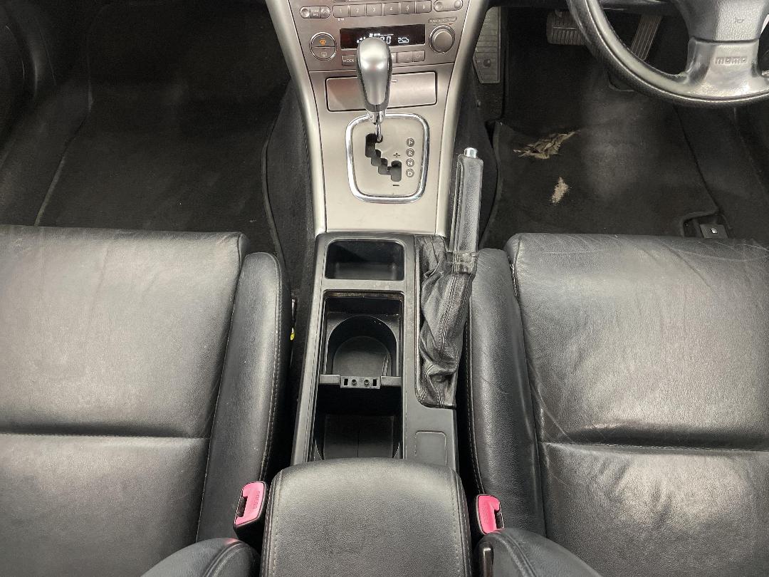 Photo '18' of Subaru Outback