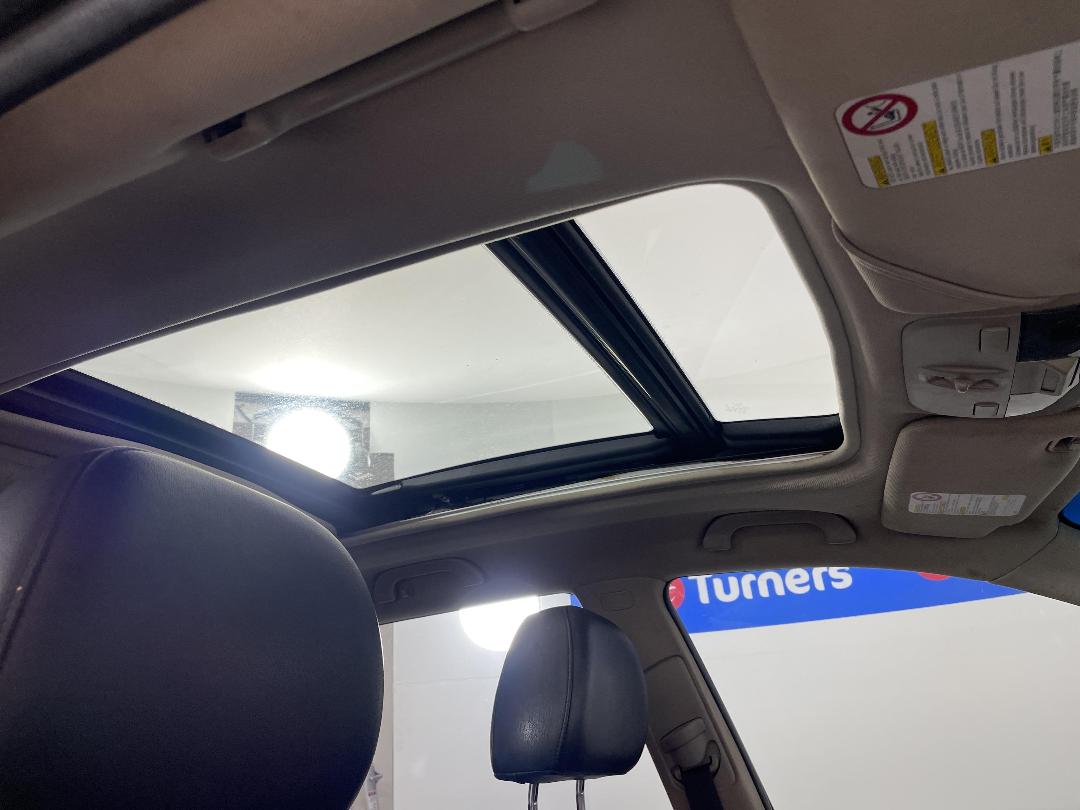 Photo '24' of Subaru Outback