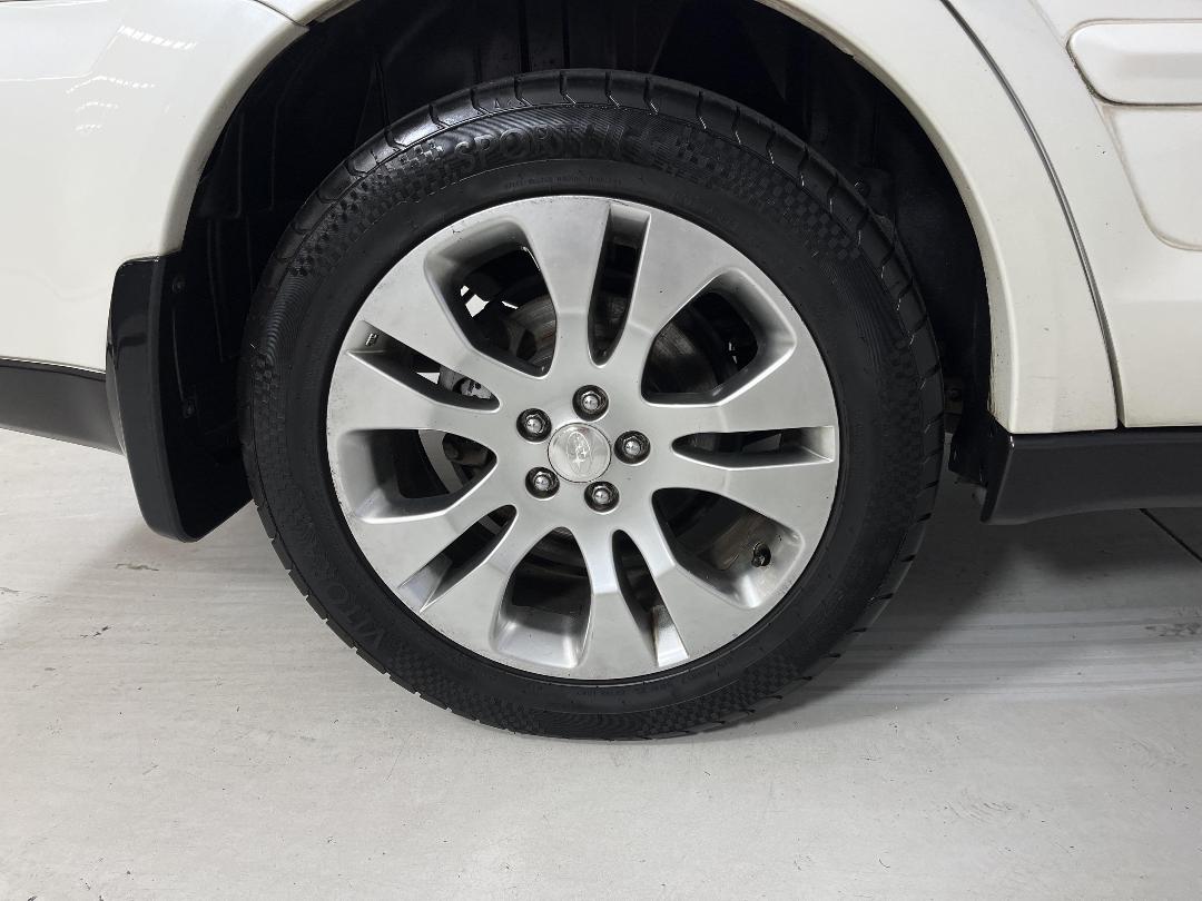 Photo '12' of Subaru Outback