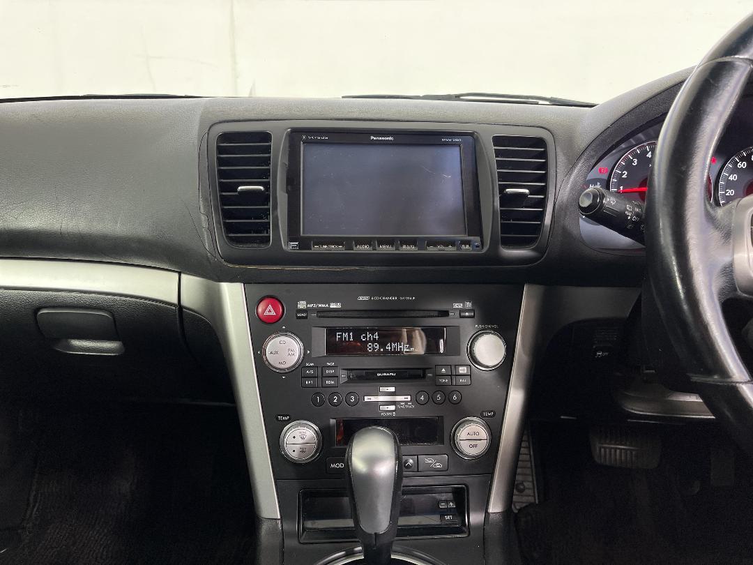 Photo '18' of Subaru Outback