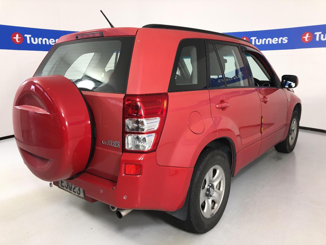 Photo '7' of Suzuki Grand Vitara