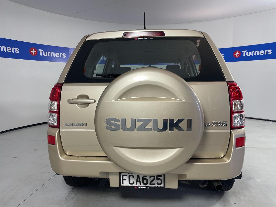 Photo '6' of Suzuki Grand Vitara