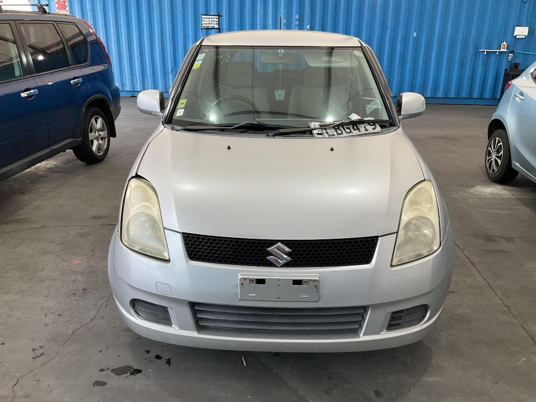 Photo '5' of Suzuki Swift