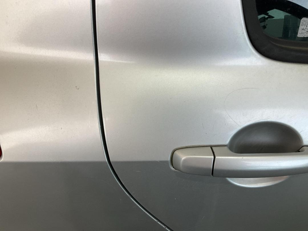 Photo '17' of Suzuki Swift