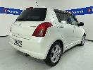 Thumbnail '7' of Suzuki Swift