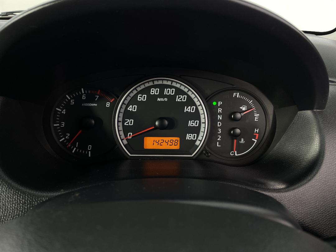 Photo '21' of Suzuki Swift