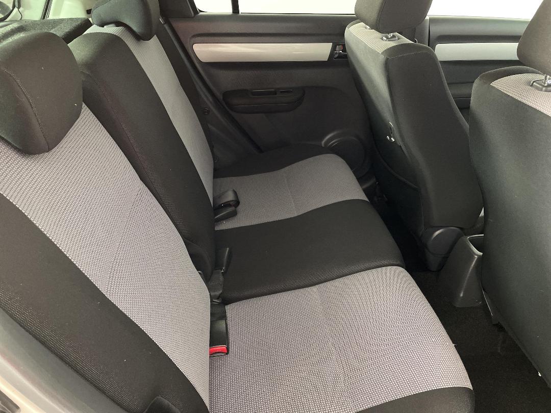 Photo '20' of Suzuki Swift