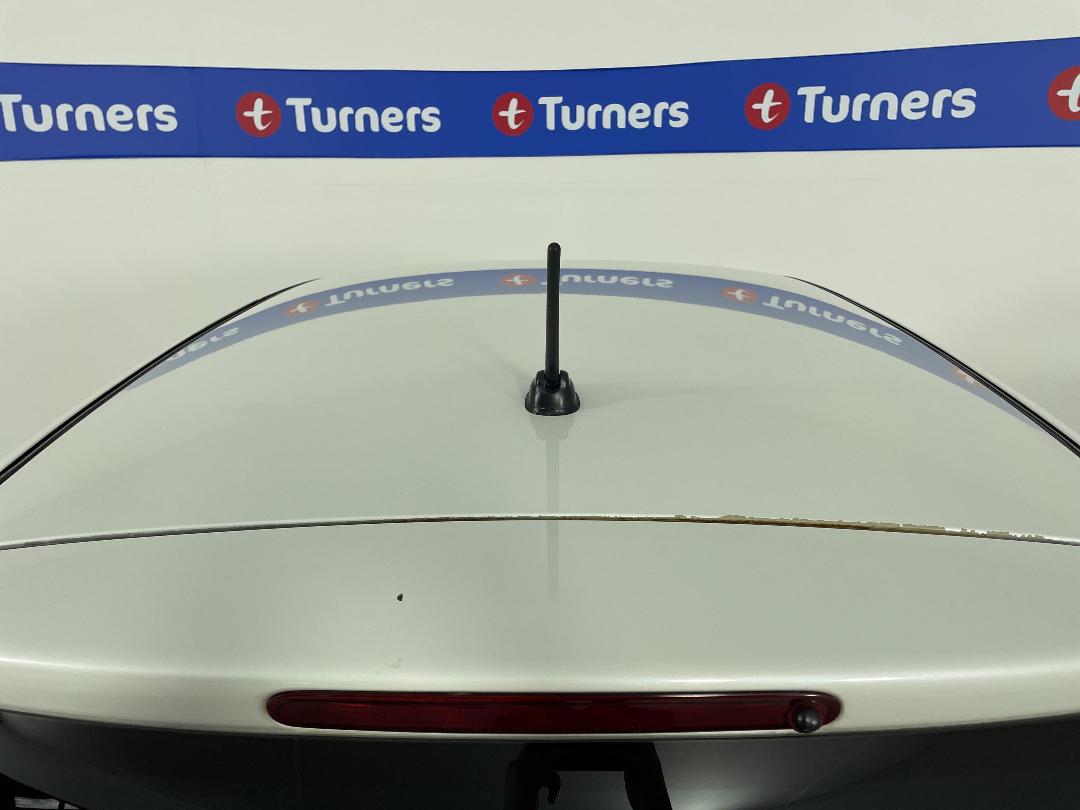 Photo '27' of Suzuki Swift