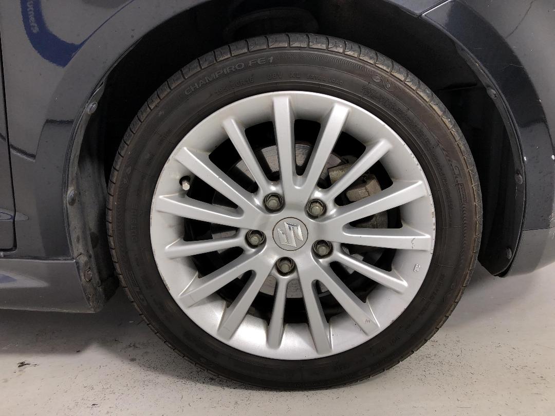 Photo '9' of Suzuki Swift