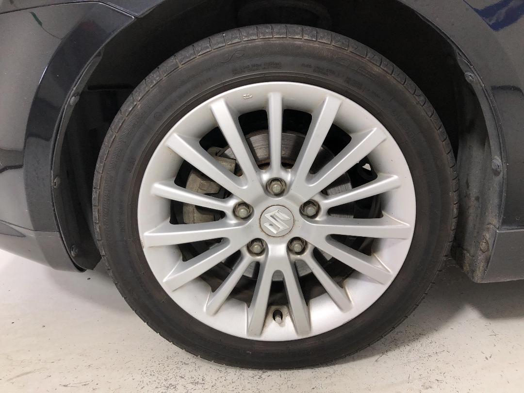 Photo '10' of Suzuki Swift