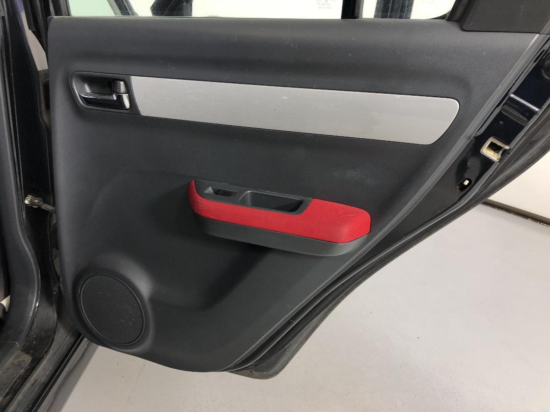 Photo '19' of Suzuki Swift