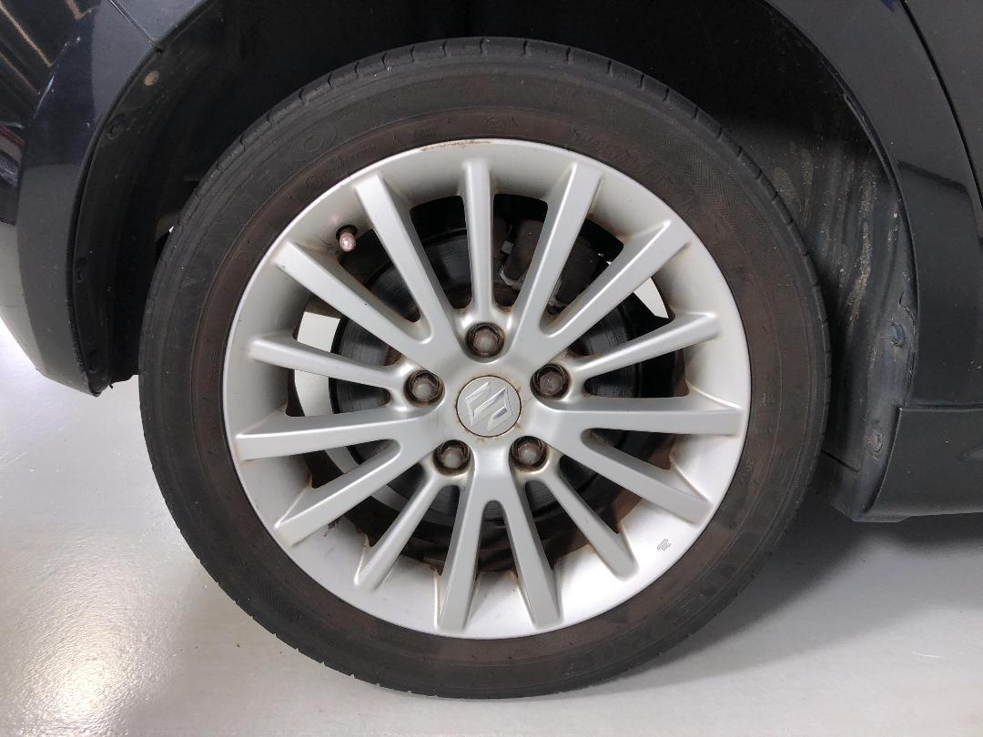 Photo '8' of Suzuki Swift 1.6 Sport