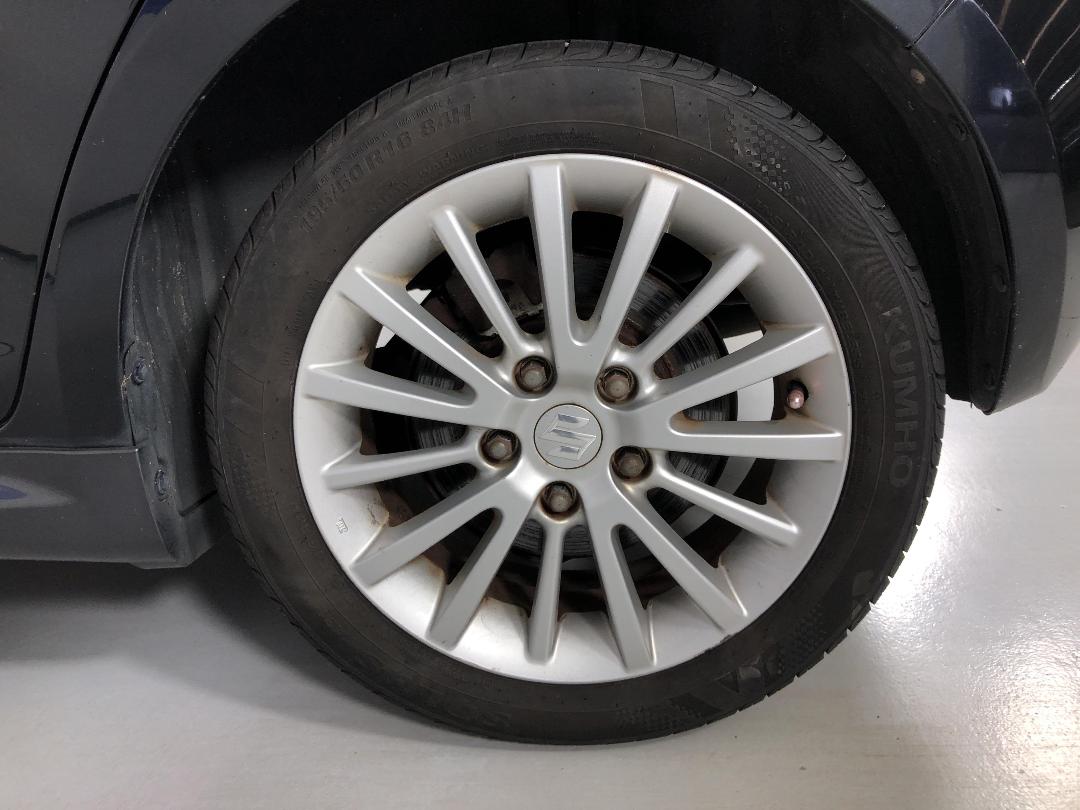 Photo '10' of Suzuki Swift 1.6 Sport