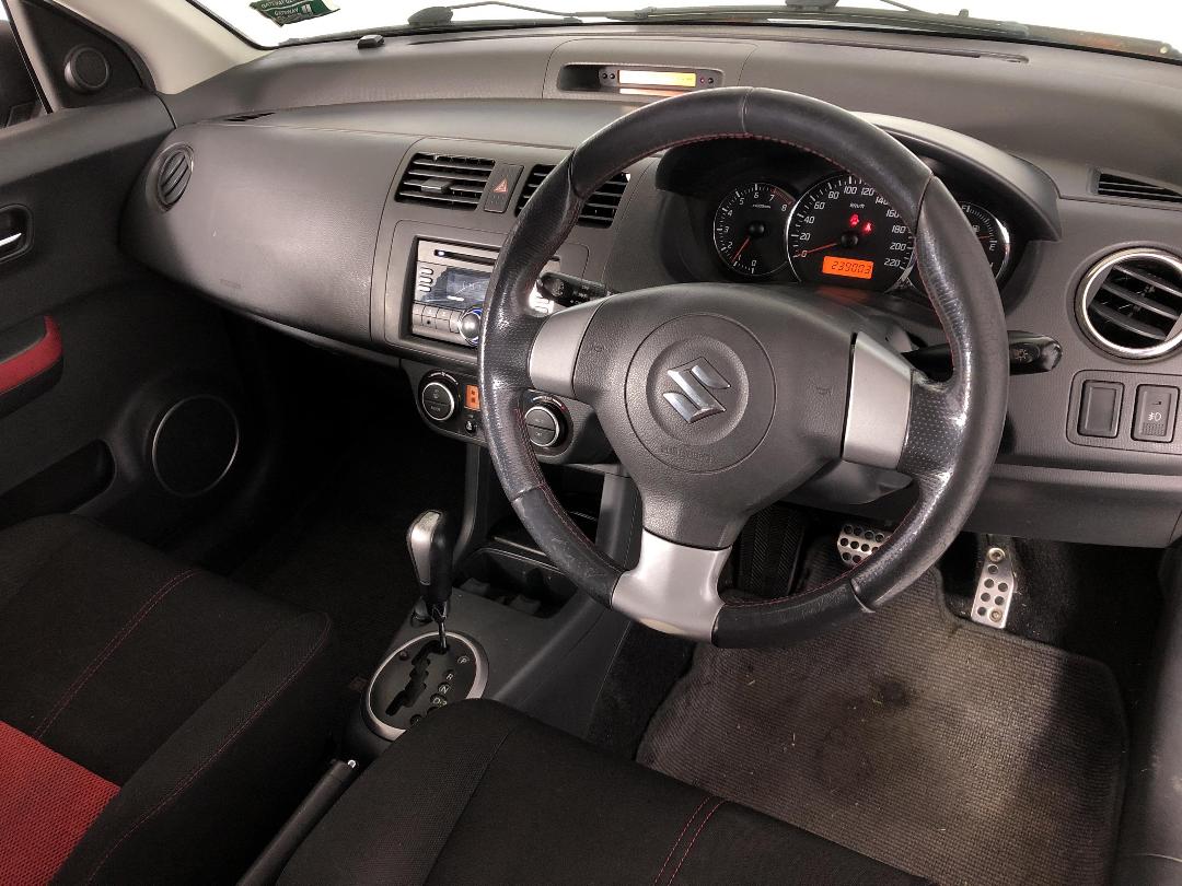 Photo '19' of Suzuki Swift 1.6 Sport