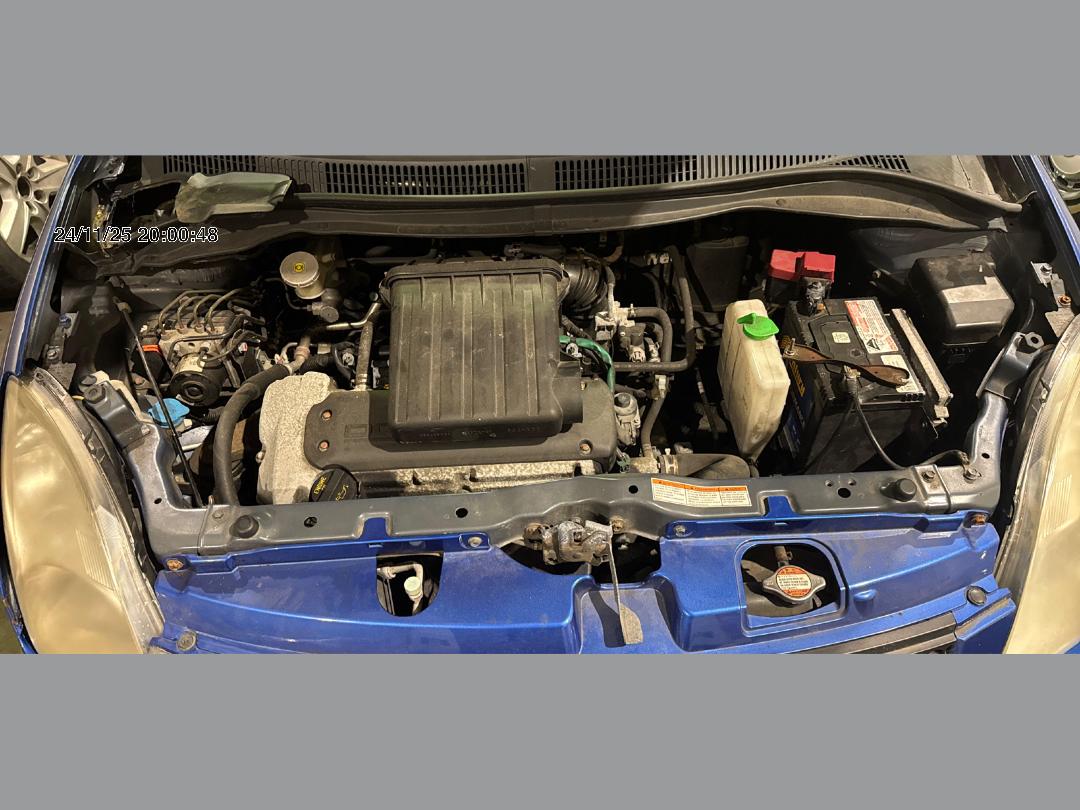 Photo '5' of Suzuki Swift Glxh Photo '5' of Suzuki Swift Glxh