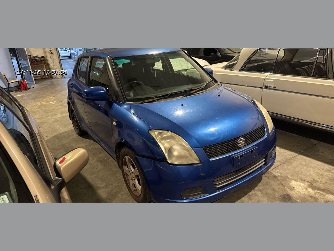 Photo '2' of Suzuki Swift Glxh Photo '2' of Suzuki Swift Glxh